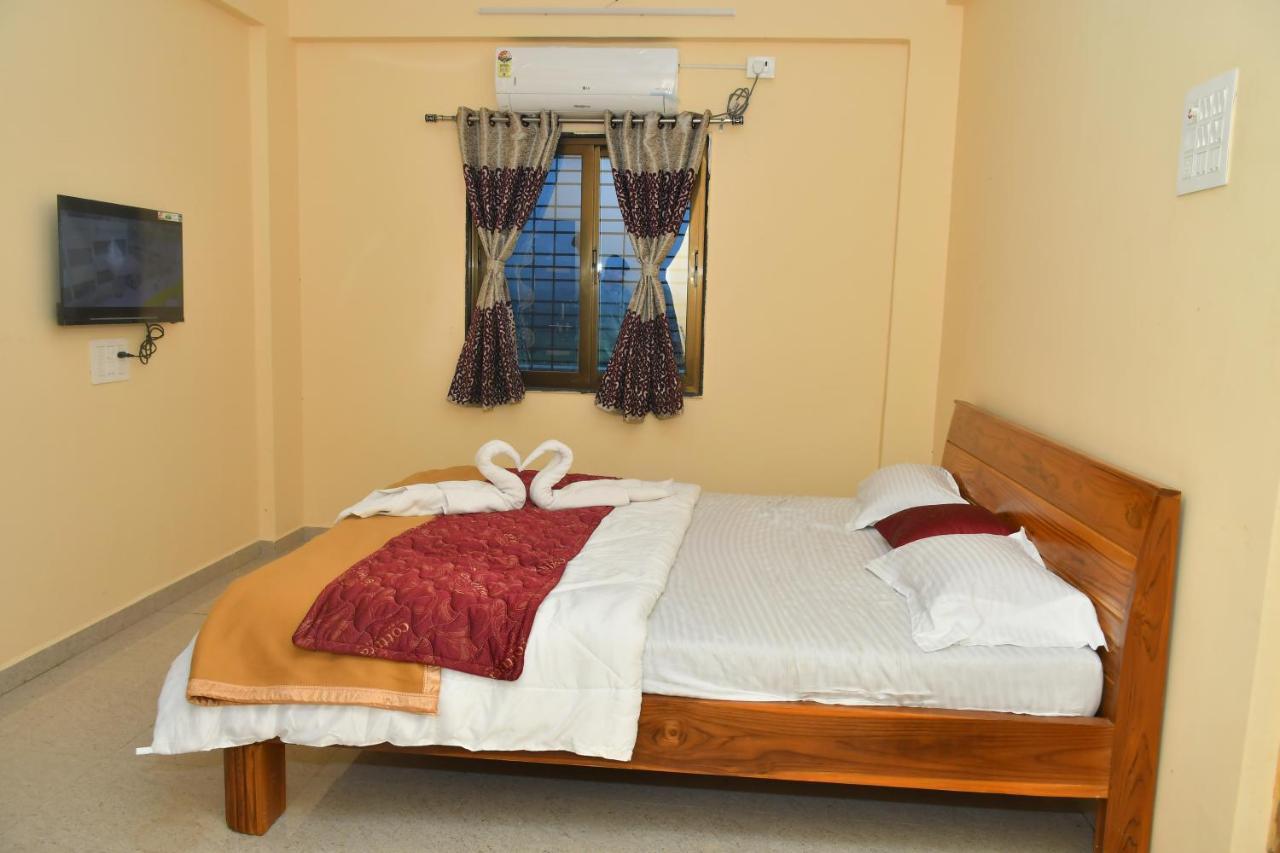 Hotel Jay Malhar And Lodging 伊加特普里 外观 照片